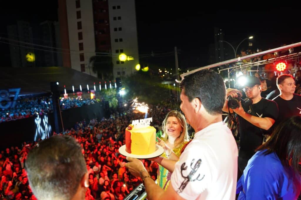 No Maior Cart O Postal De Petrolina Multid O Celebra A Chegada Dos