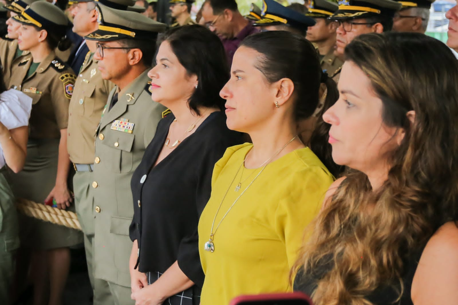 Governo do Estado de Pernambuco - Governo de Pernambuco empossa 1ª mulher  no comando da Cavalaria da PMPE